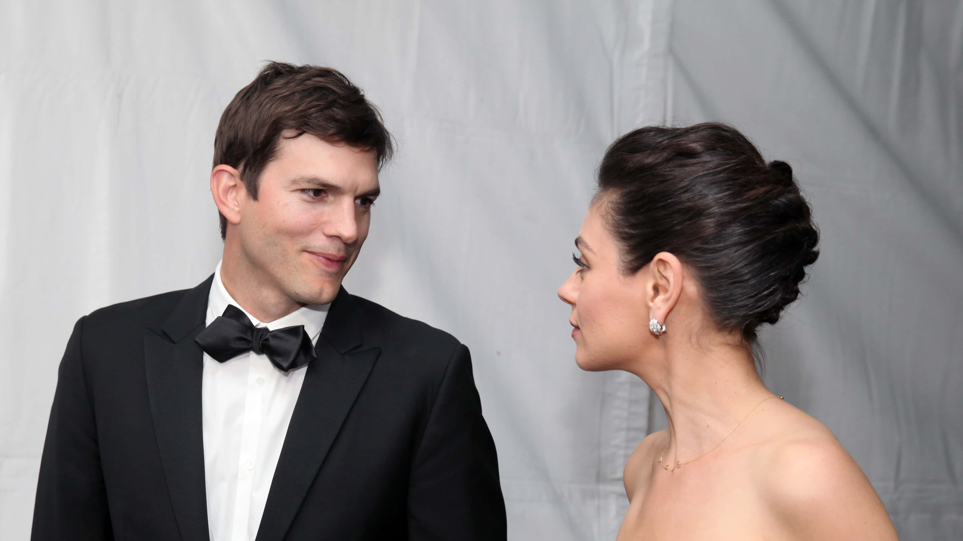 Actors Ashton Kutcher and Mila Kunis attend the 2018 Breakthrough Prize