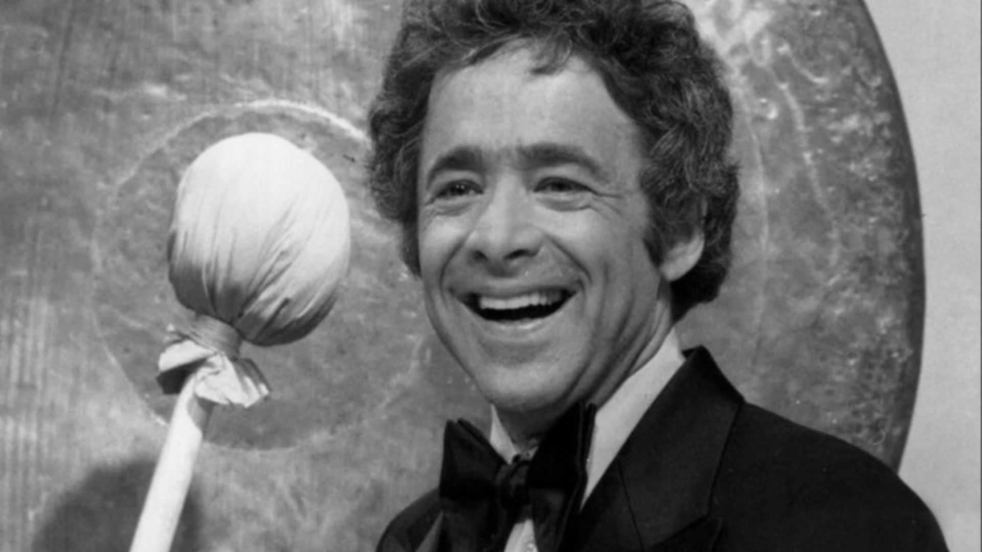 File:The Gong Show Chuck Barris 1976.jpg