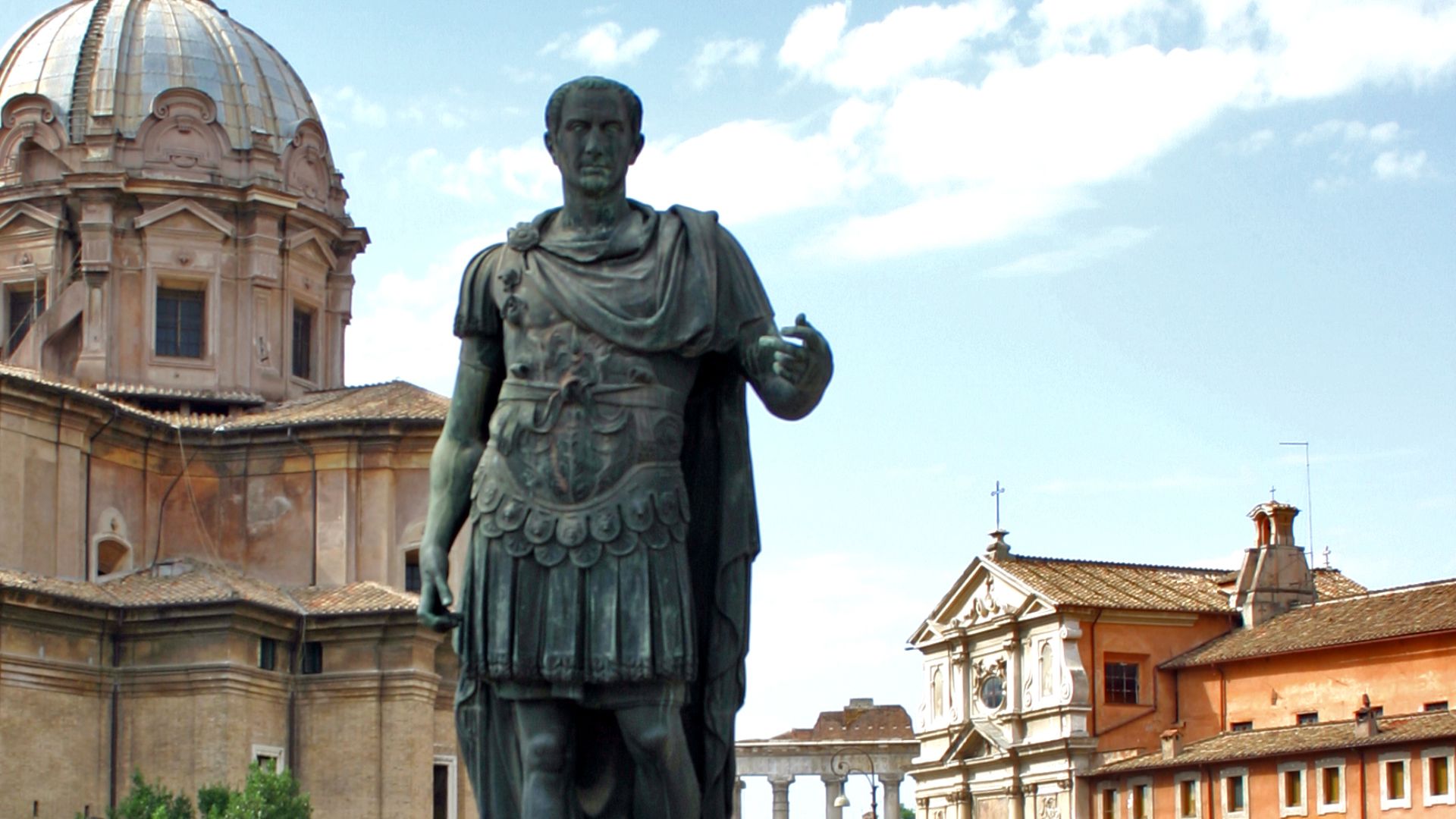 File:Roma-Statua di cesare.jpg