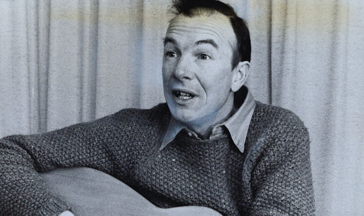 Gettyimages - 502488185, Folk-singer Peter Seeger. Every song can be controversial. CANADA - MARCH 26: Folk-singer Peter Seeger. Every song can be controversial.