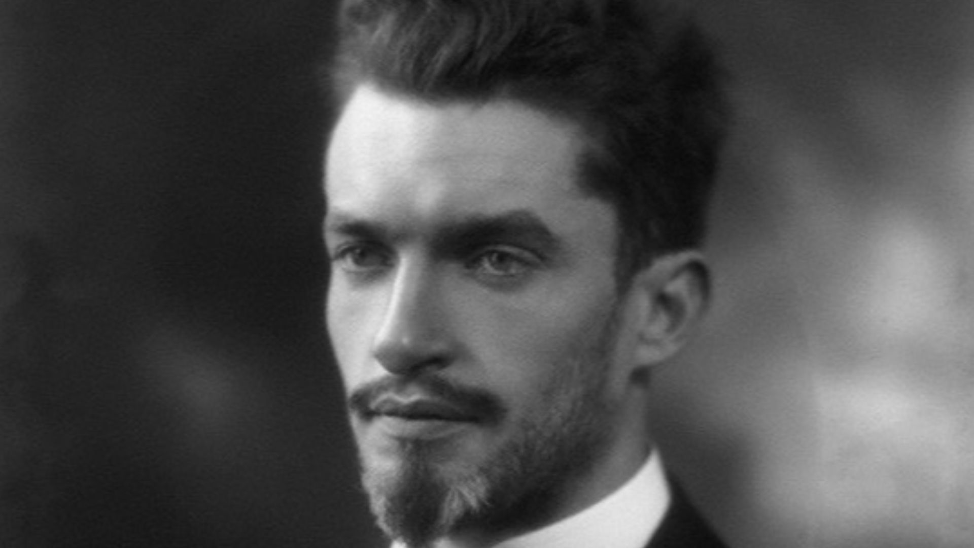 File:William Montgomery McGovern 1923.jpg