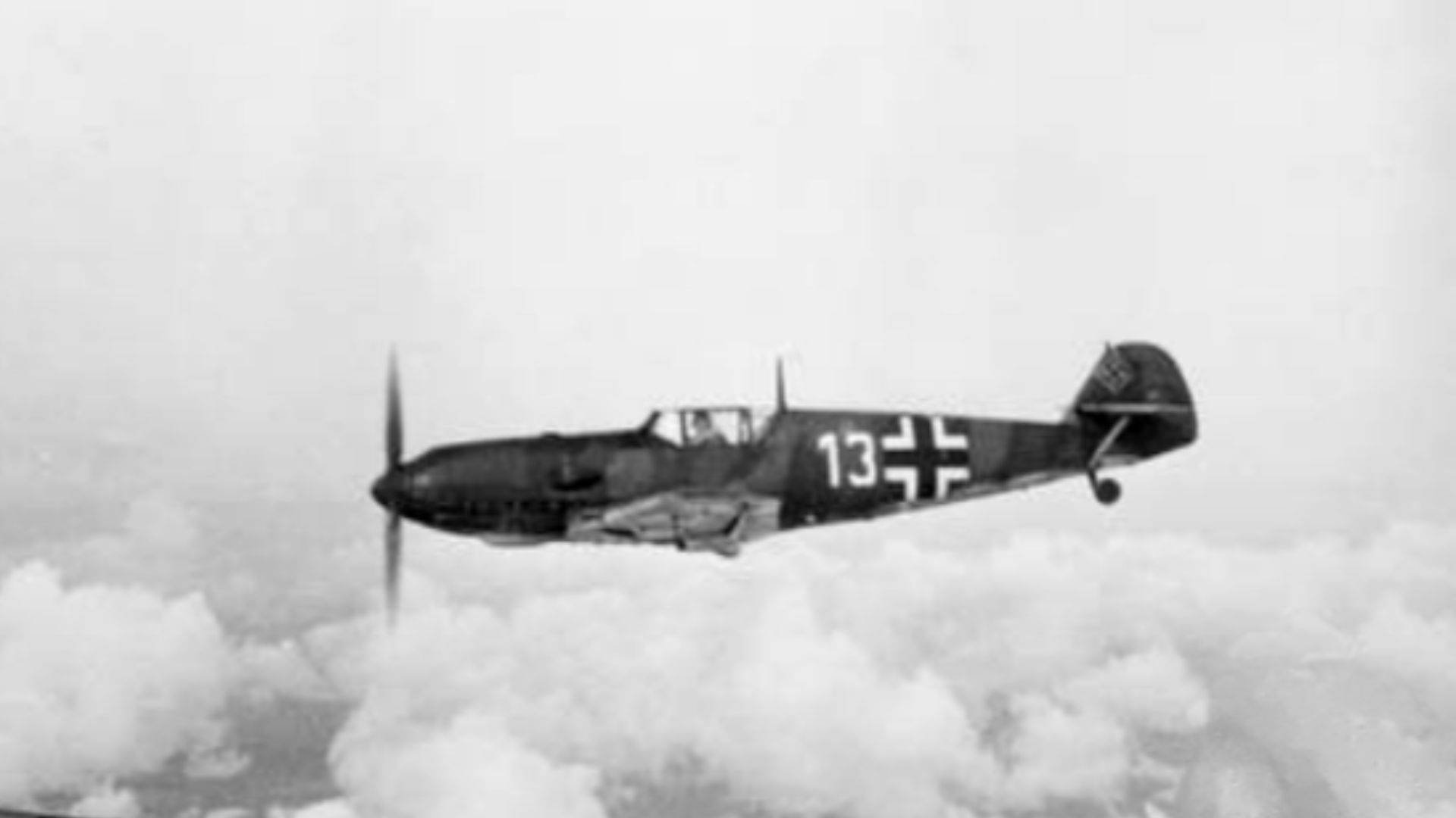 File:Me 109E 2 JG 1 in flight 1941.jpg