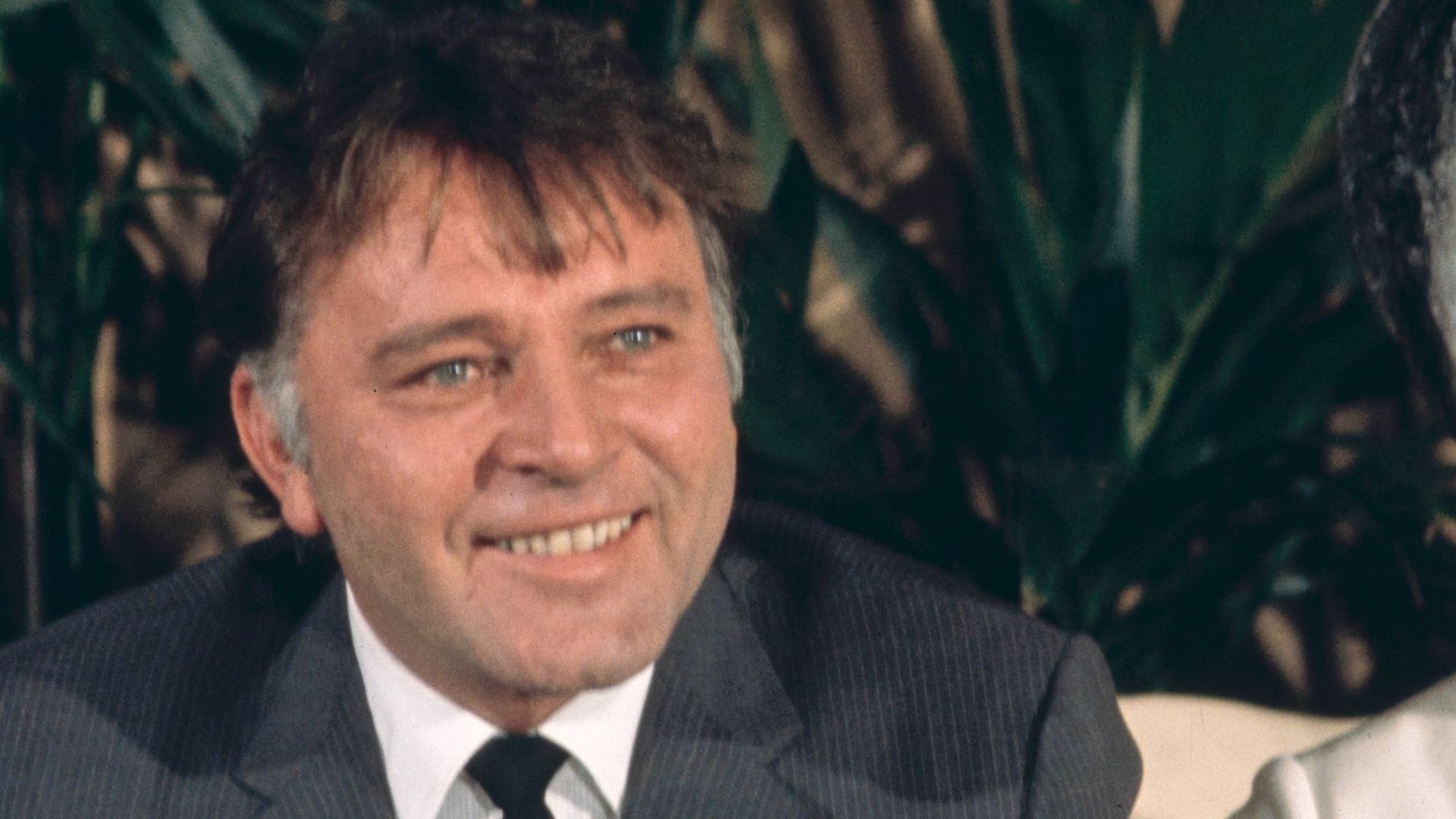 File:Richard Burton, Elizabeth Taylor, New York City.jpg