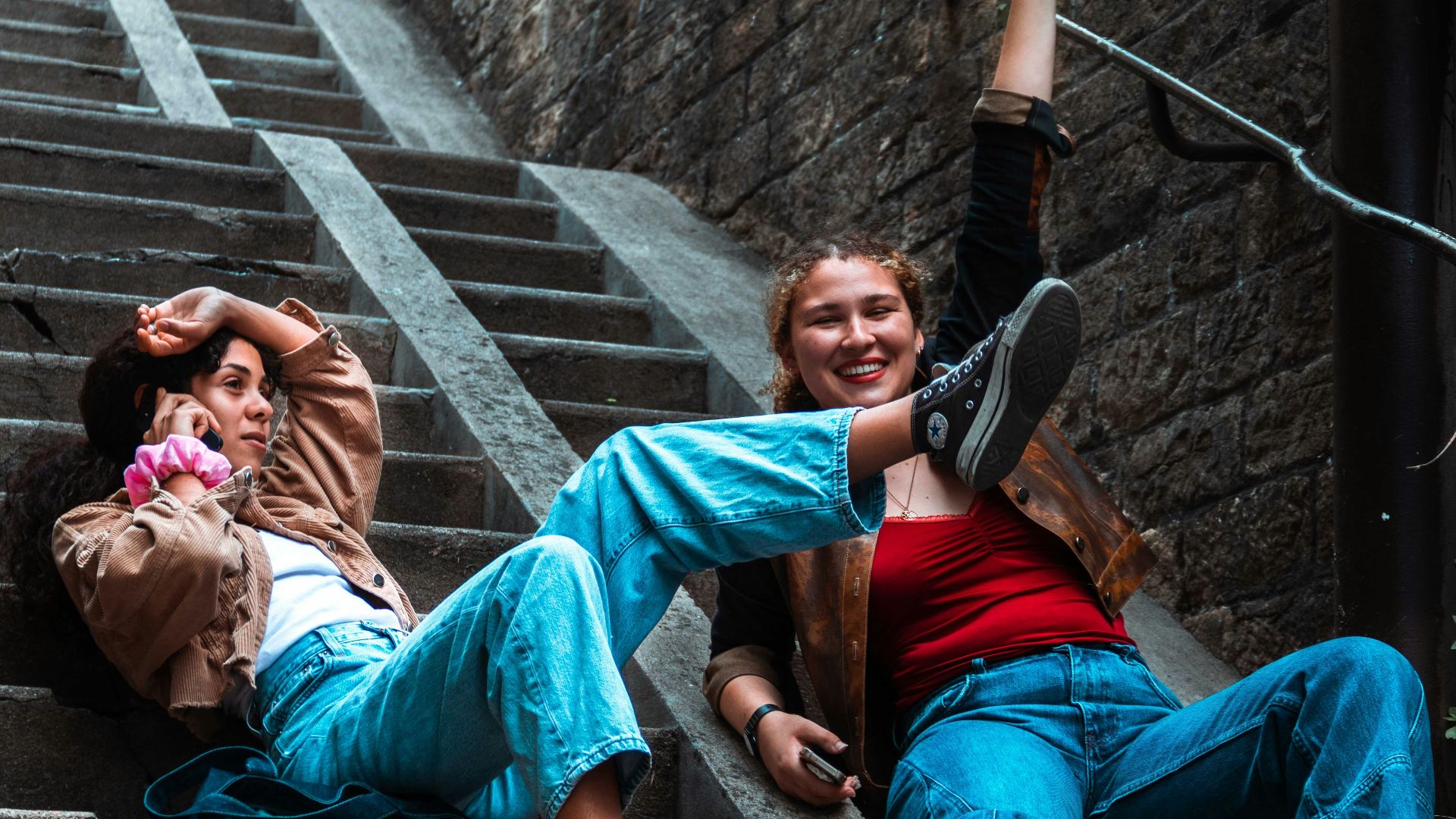 women's blue denim jeans