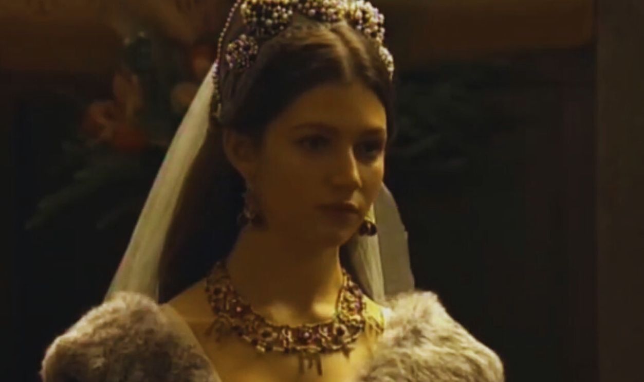 Ursula Corbero's every costume as Margaret of Austria 