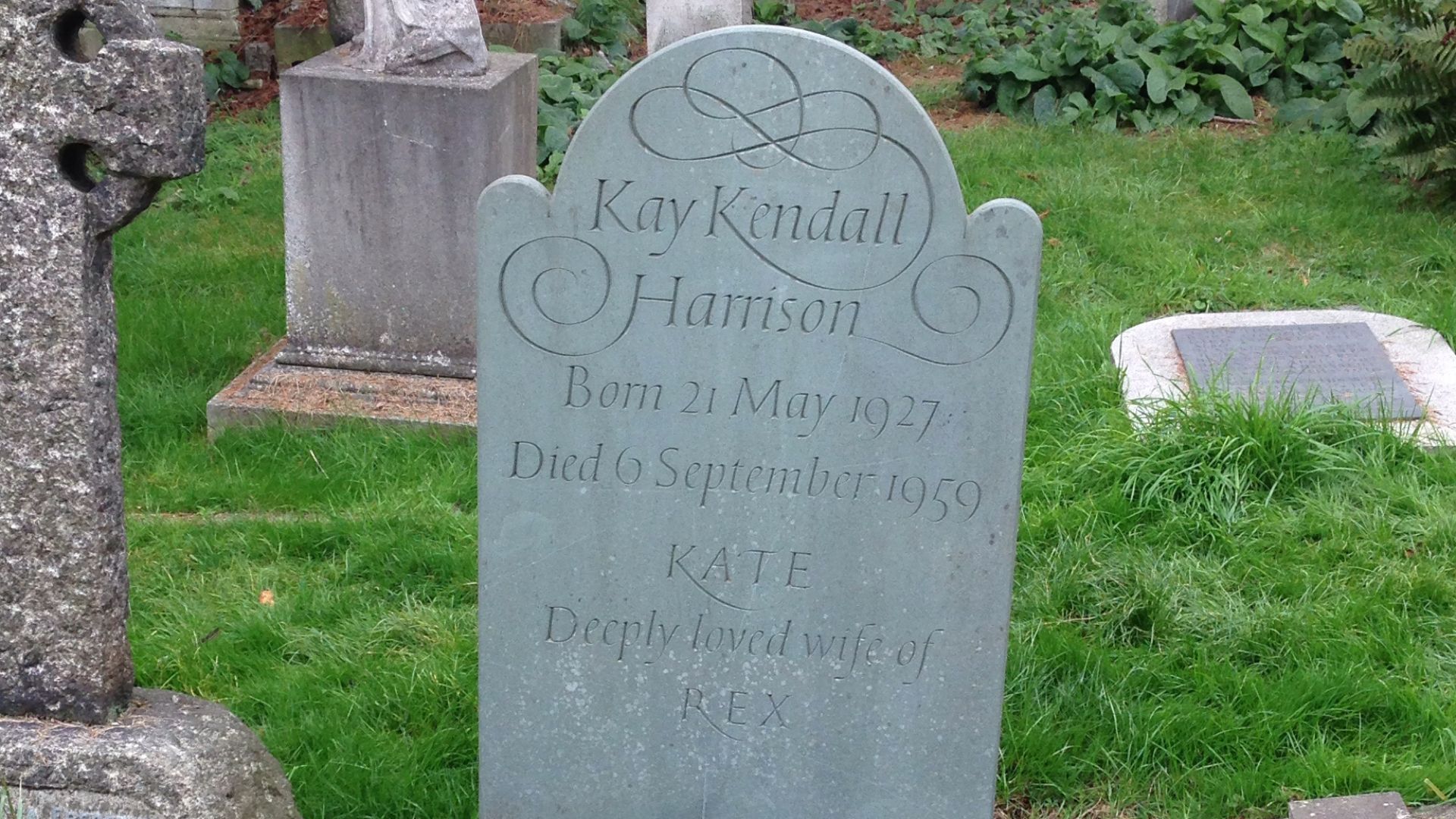 File:Kay Kendall grave.jpg