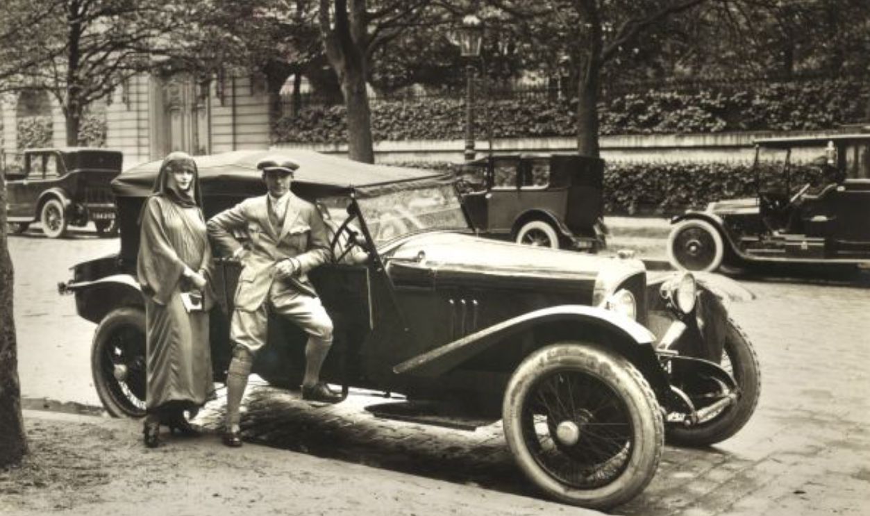 Natacha_Rambova_and_Rudolph_Valentino