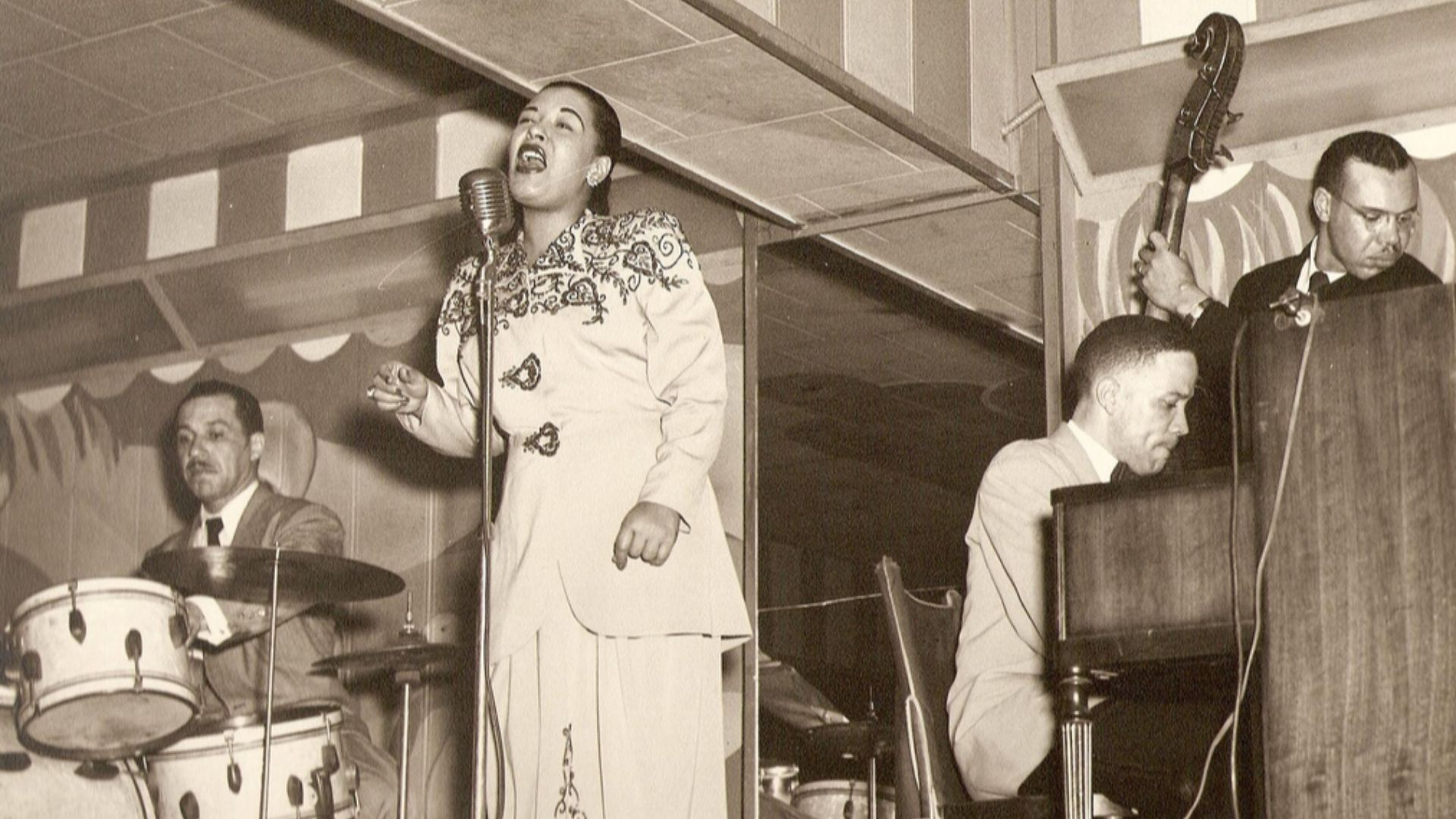 File:Billie Holiday 5.jpg
