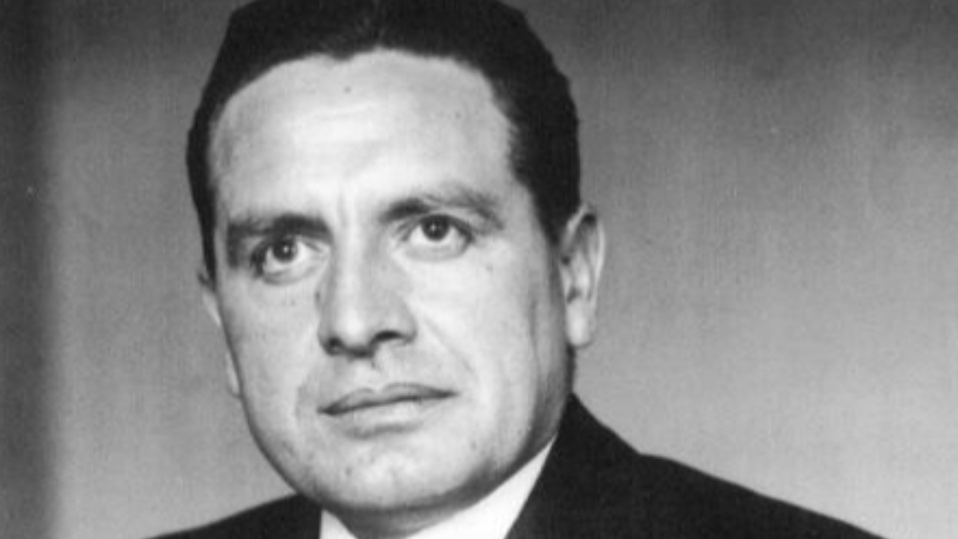 File:Anslinger portrait 1931.jpg