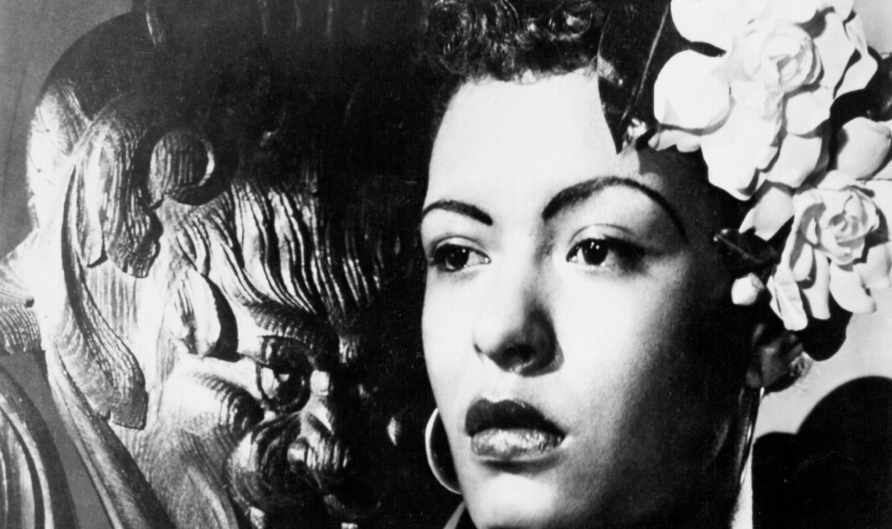 Jazz singer Billie Holiday poses for a portrait circa 1939 in New York City, New York.