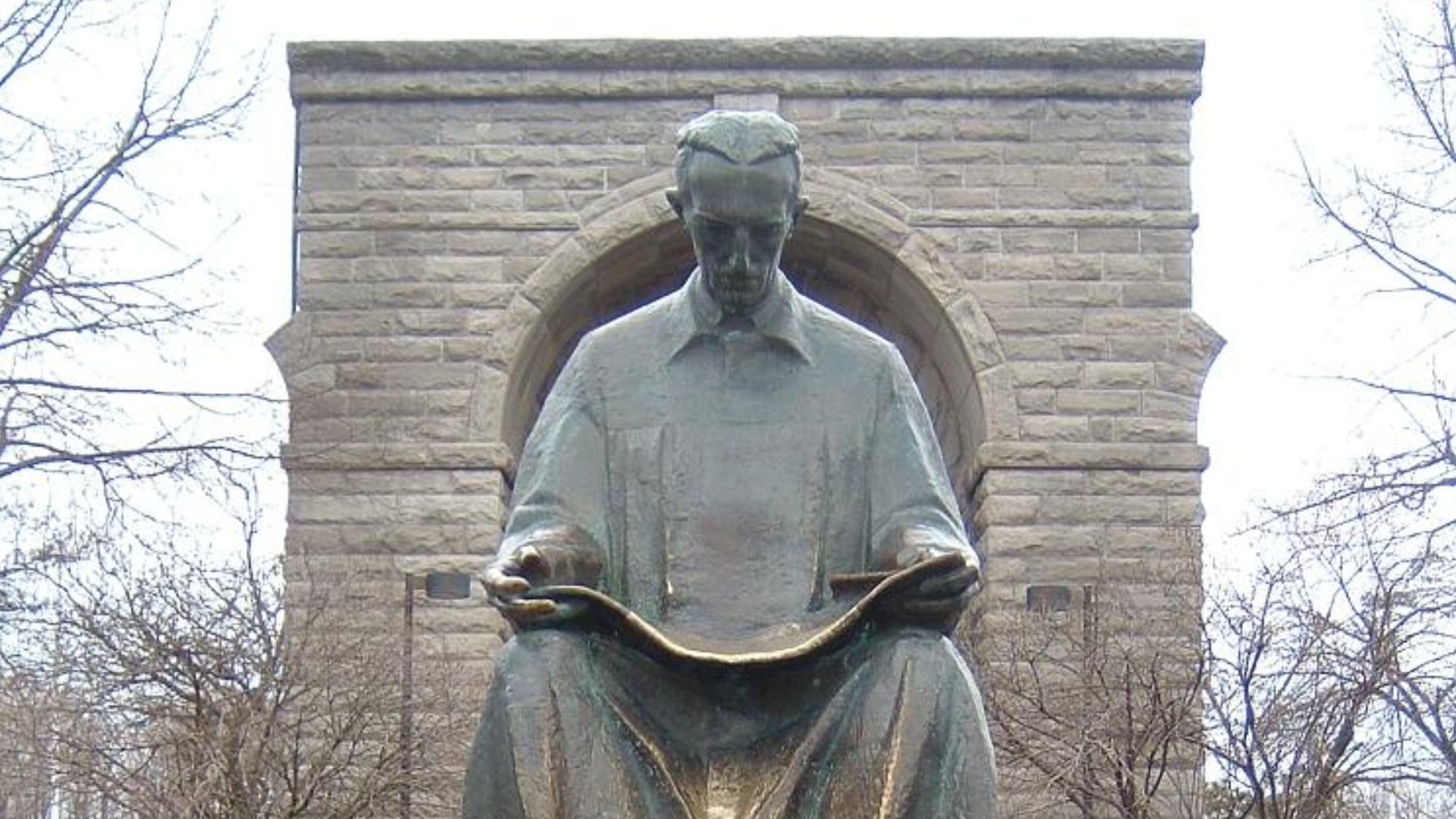 File:Photo statue nikola-tesla 01.jpg