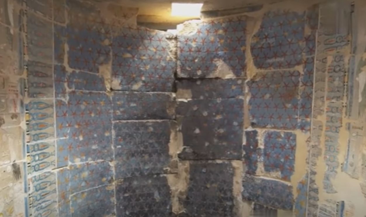 Shared Tomb Across Cultures