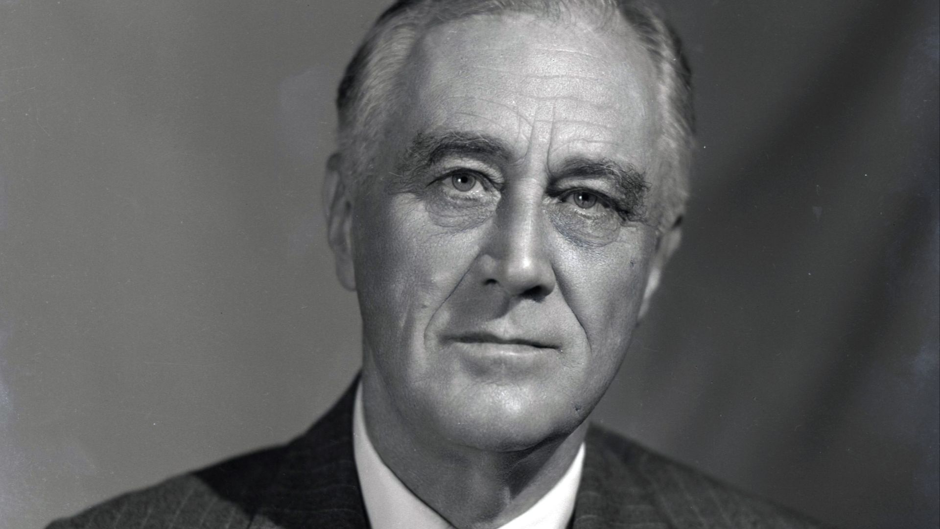 File:1944 portrait of FDR (2).jpg