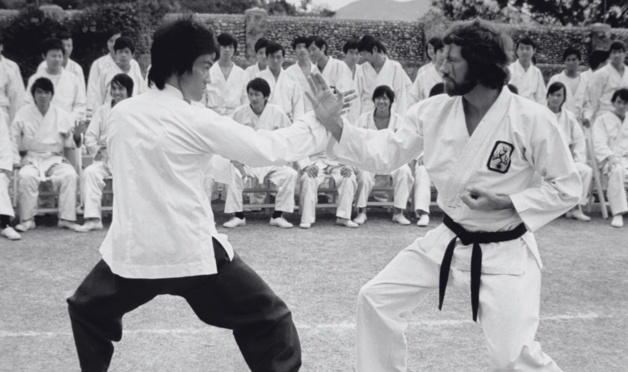 Gettyimages - 607431170, On the set of 'Enter the Dragon' American actor Robert Wall (1939 - 2022) and Chinese American martial artist and actor Bruce Lee on the set of Enter the Dragon, directed by Robert Clouse.