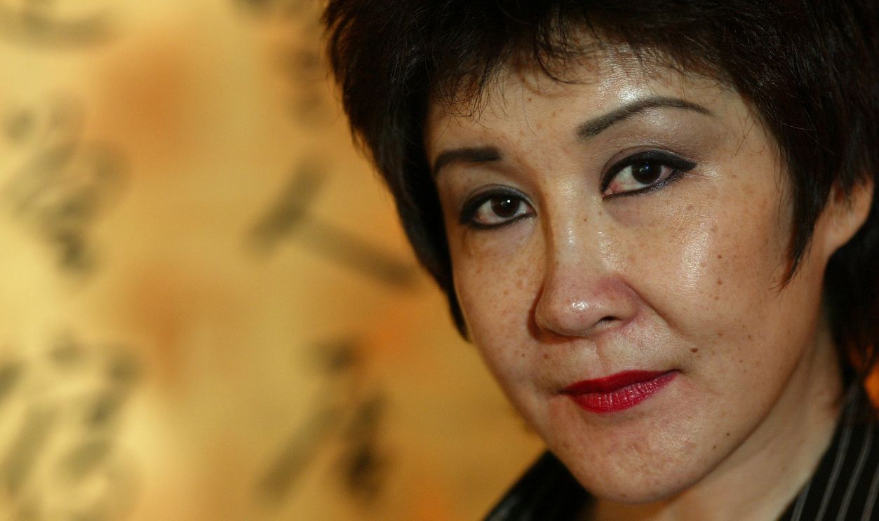 Gettyimages - 1126272351, Interview with former actress Betty Ting Pei at Intercontinental Hotel, Tsim Sha Tsui. 16 July 2003