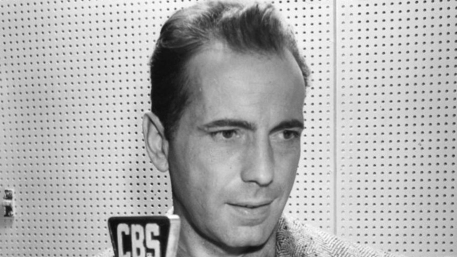 File:Humphrey Bogart 1945.JPG