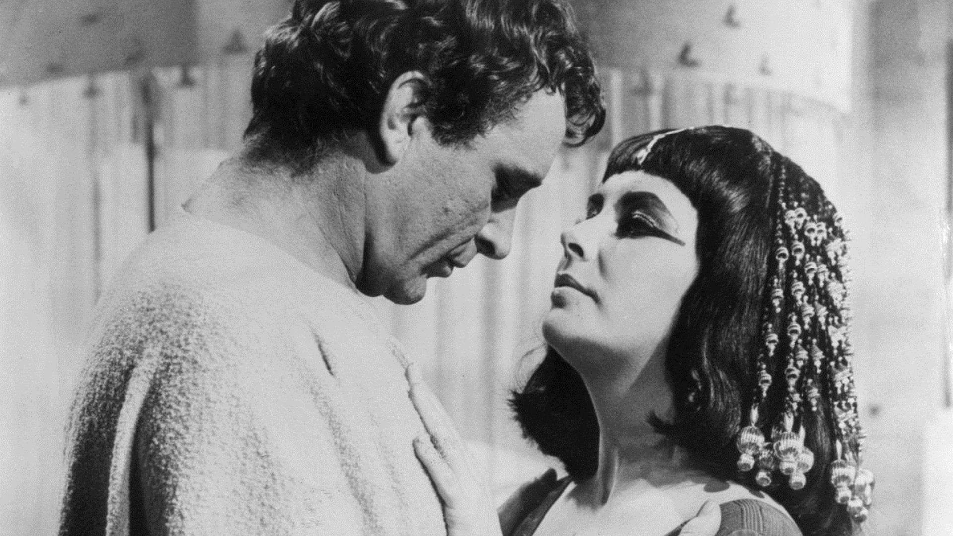 File:Taylor and Burton Cleopatra.jpg