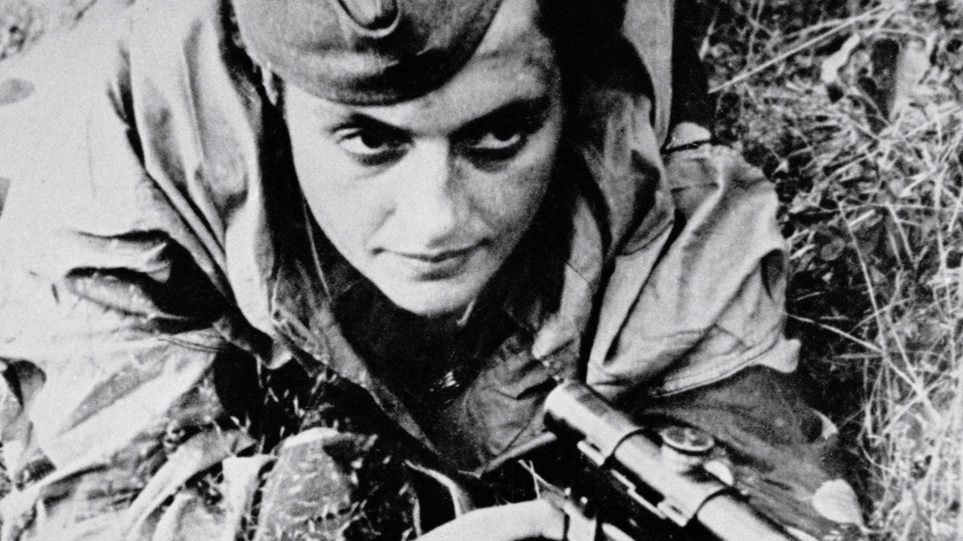 File:Снайпер Людмила Павличенко на позиции.jpg