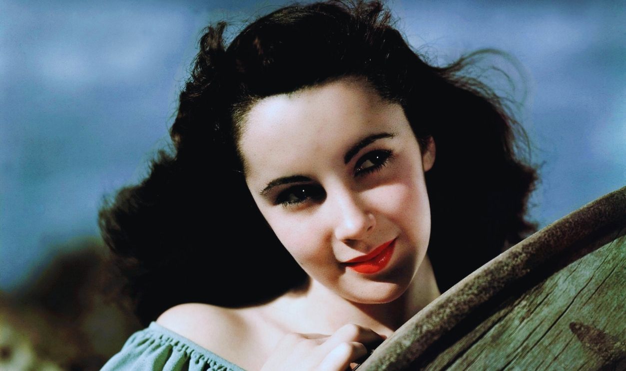 Gettyimages - 153469337, National Velvet British-born American actress Elizabeth Taylor (1932 - 2011) as Velvet Brown in 'National Velvet', directed by Clarence Brown, 1944.