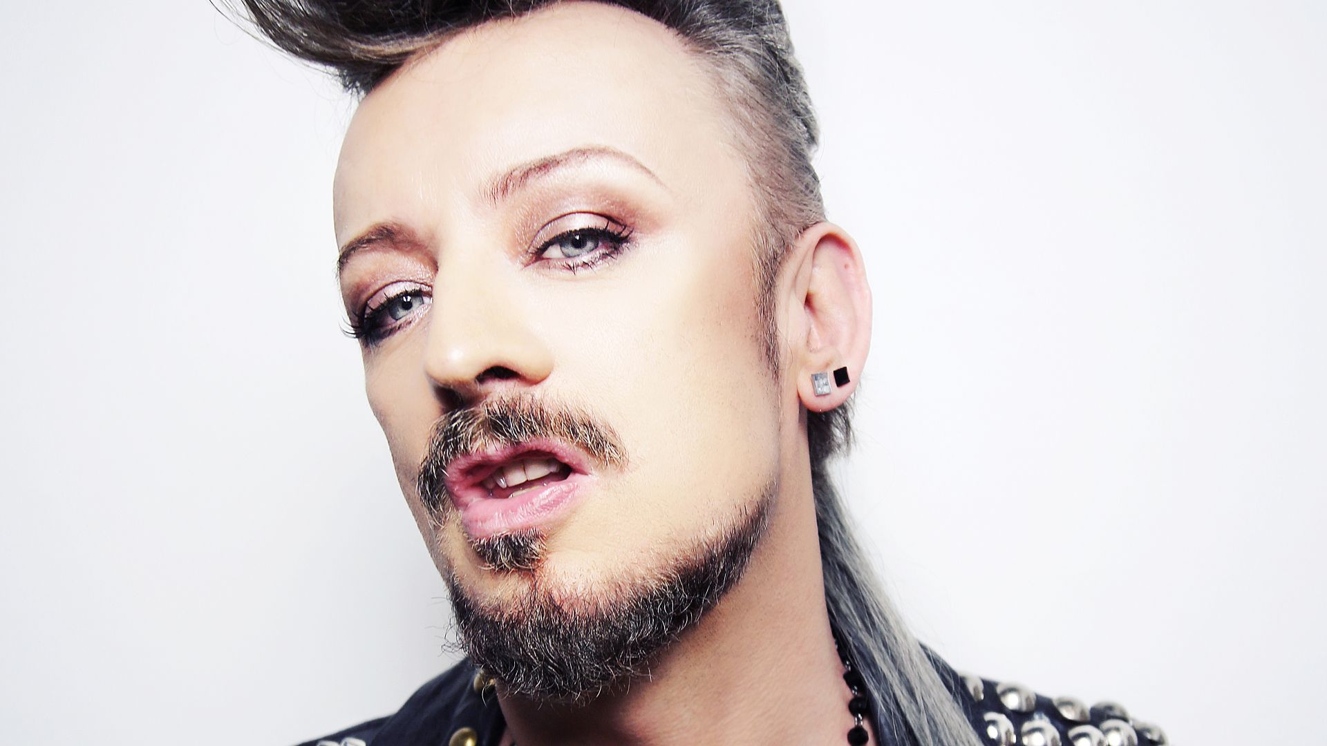 File:Boy George by Dean Stockings.jpg