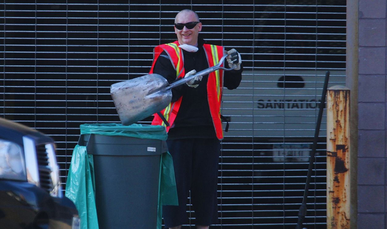 Gettyimages - 71642915, Boy George Performs His Court Ordered Community Service NEW YORK - AUGUST 14: Musician Boy George, 45, performs his Court ordered community service on August 14, 2006 in New York City. The singer, born George O?Dowd, was sentenced to five days working for the NY Dept. of Sanitation after falsely reporting a burglary at his Manhattan apartment, where police found a quantity of cocaine.