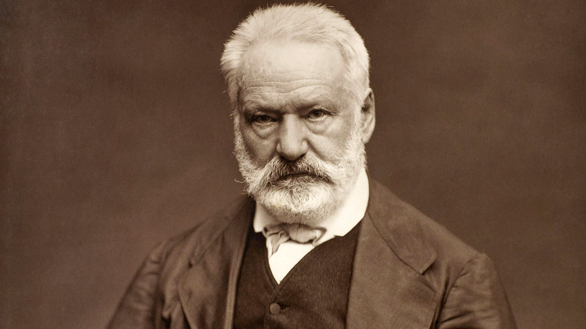 File:Victor Hugo by Étienne Carjat 1876 - full.jpg