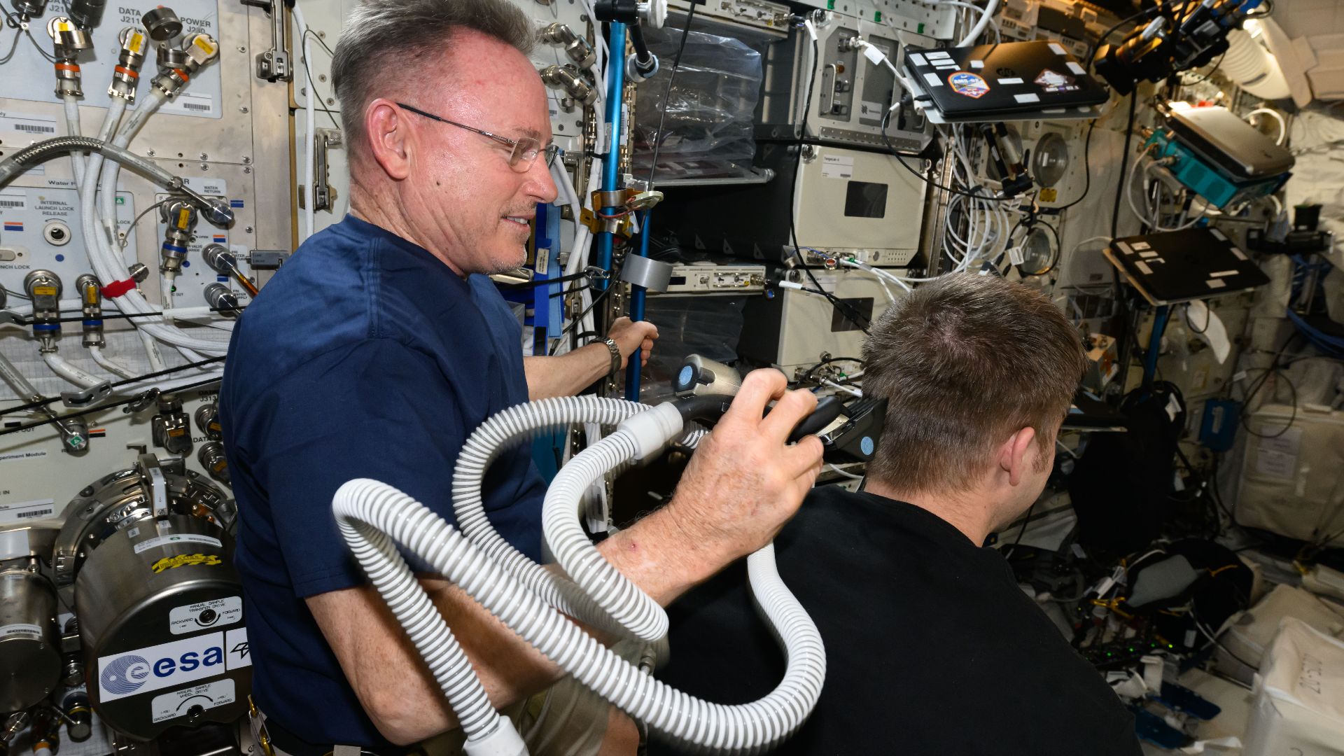 File:Iss072e014374 (Oct 6, 2024) --- It's haircut day on the International Space Station.jpg