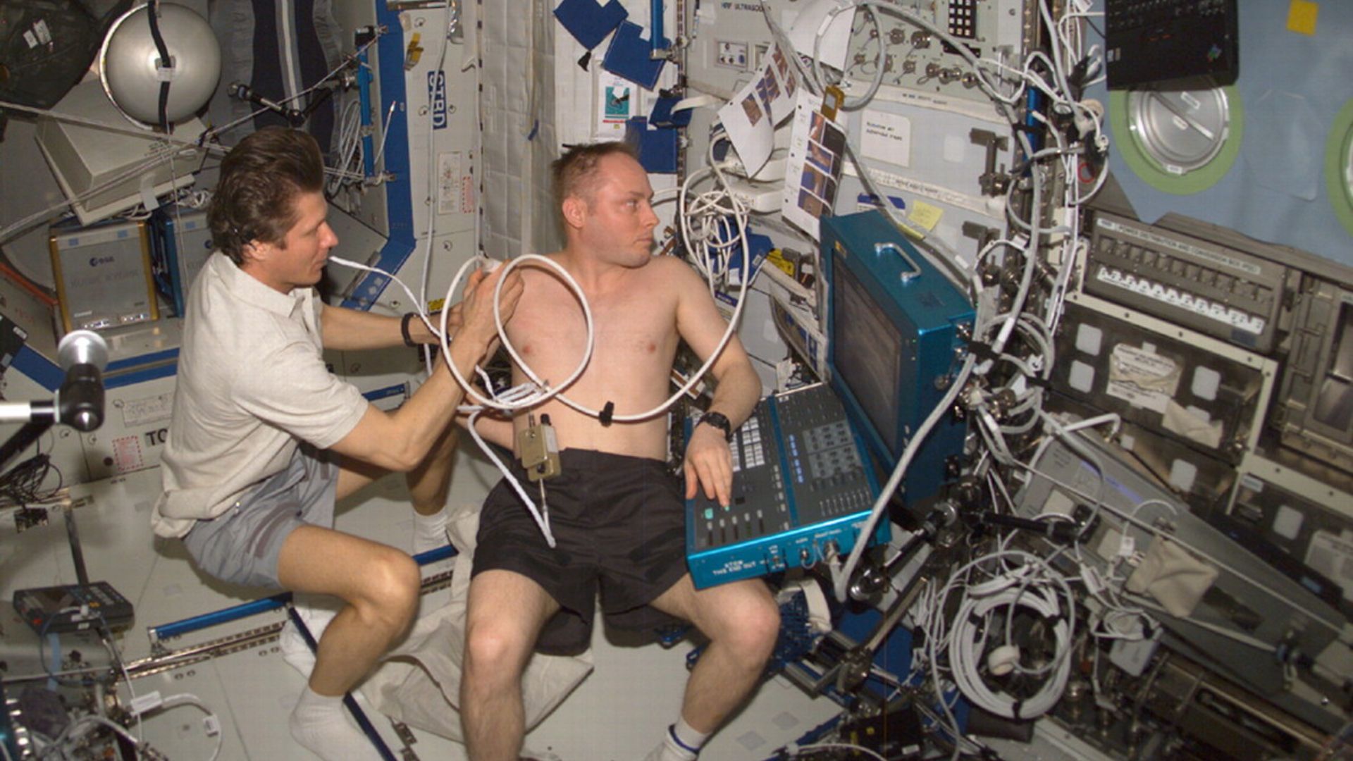 File:Padalka Fincke ISS ultrasound.jpg