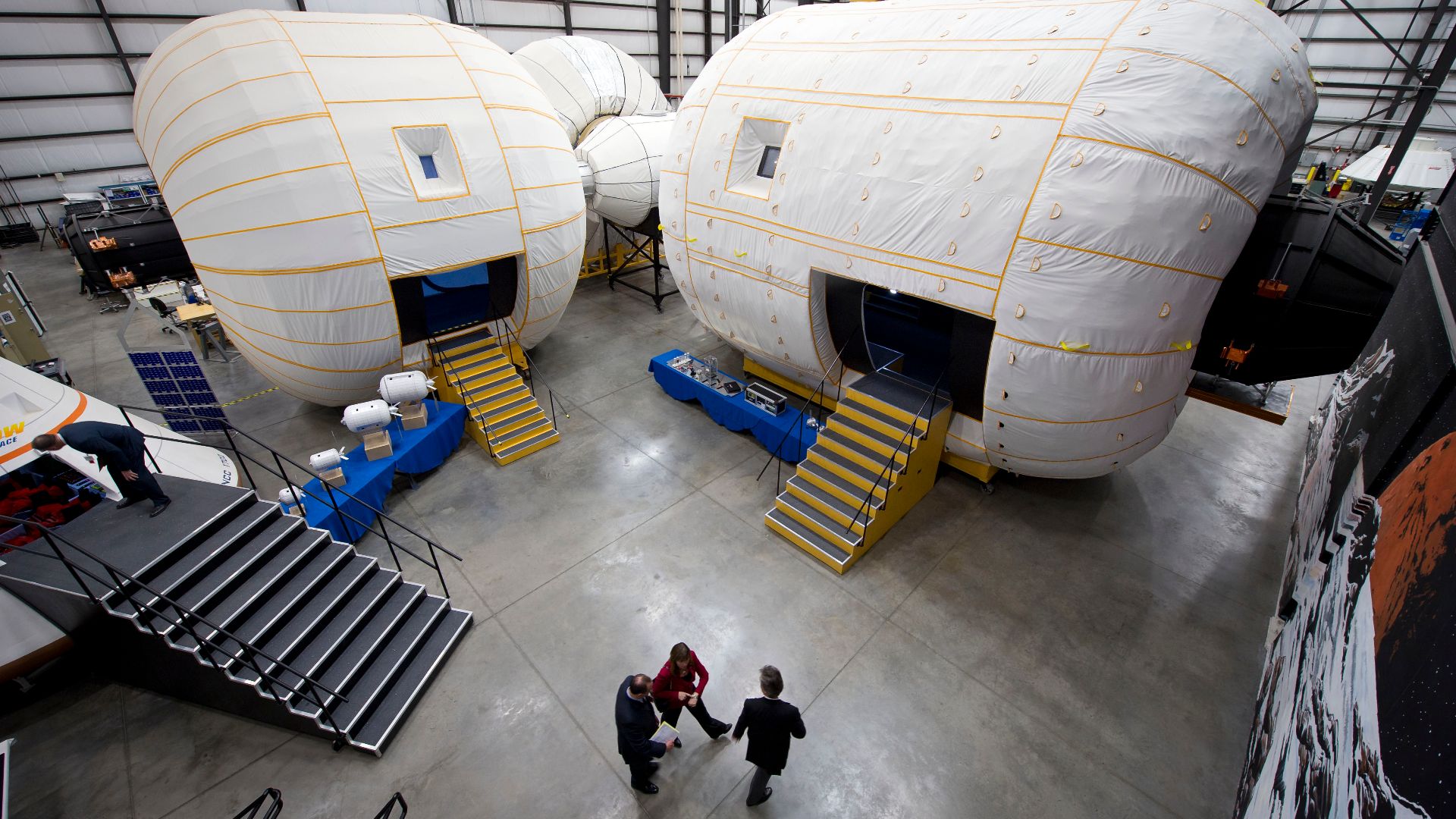 File:Bigelow Aerospace facilities.jpg