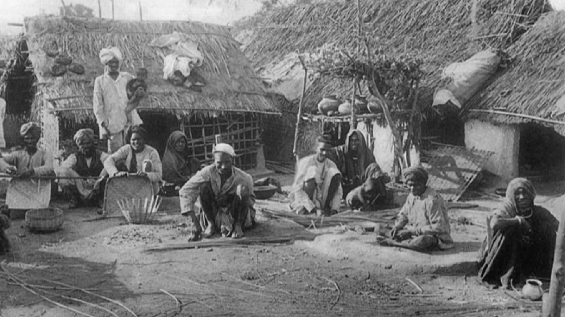 File:Basor Dalit caste.jpg