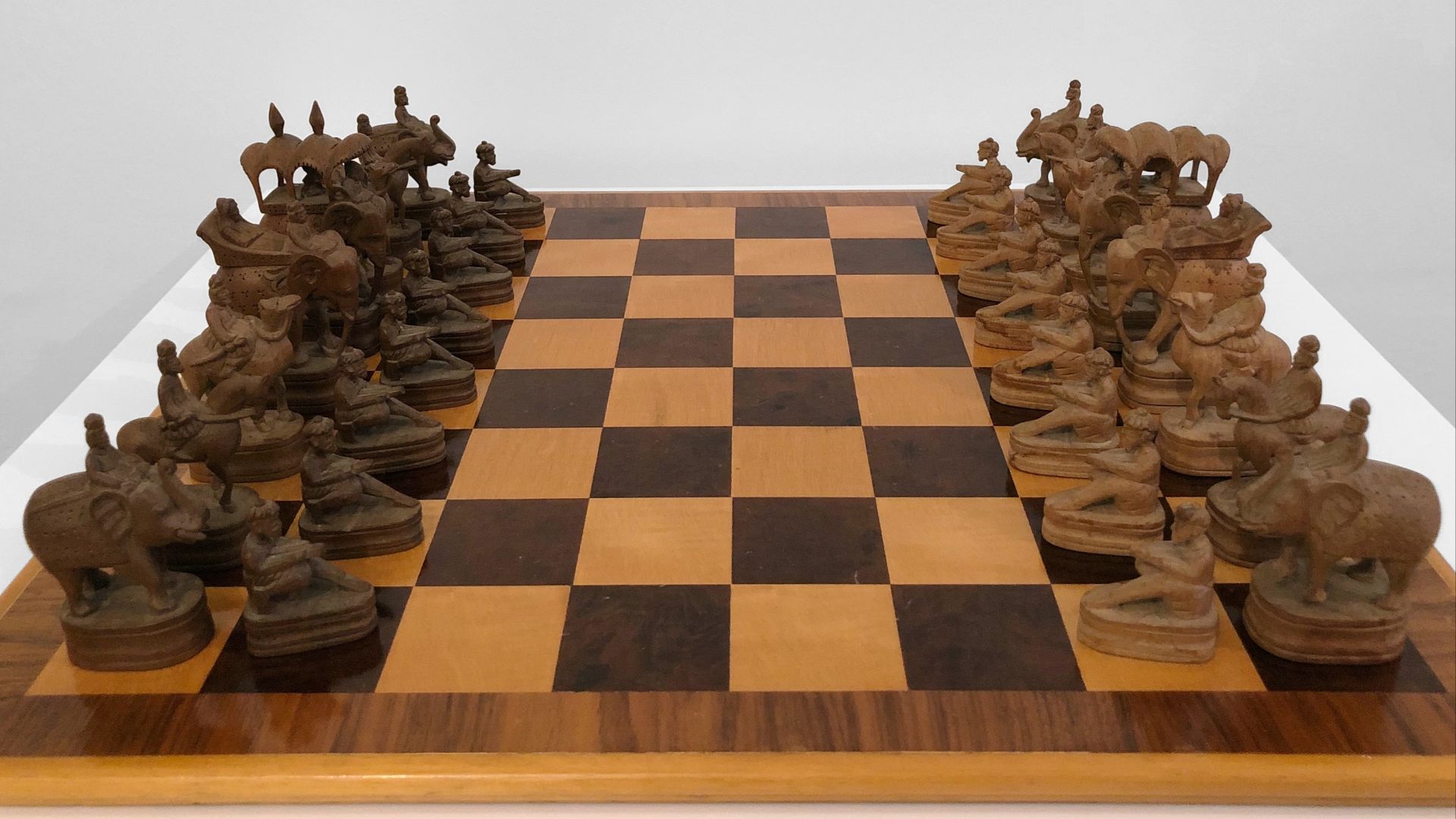 File:Chaturanga Chess Set.jpg