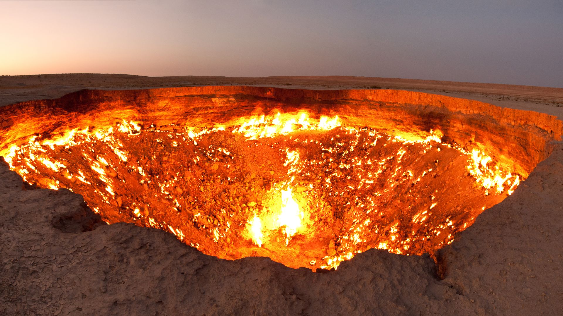File:Darvasa gas crater panorama crop.jpg