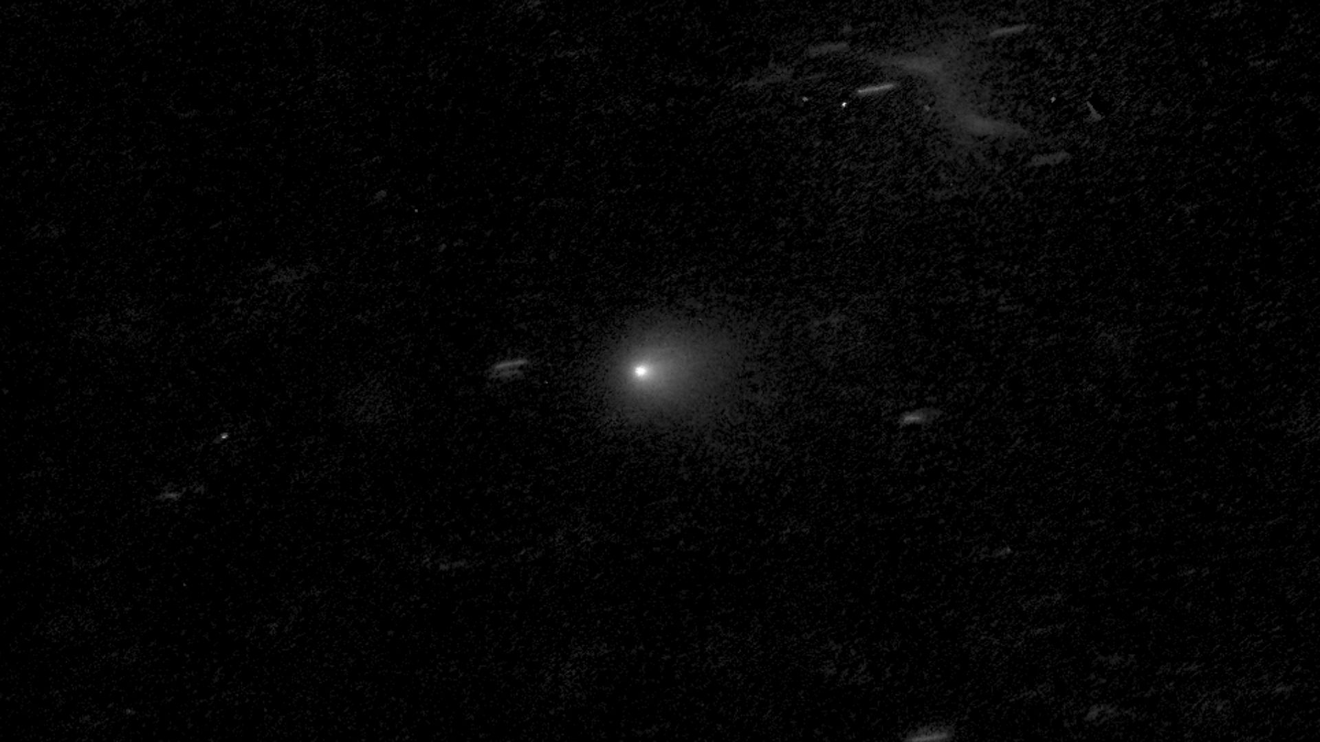 File:3I-ATLAS Hubble 2025-07-21 darken stack.png