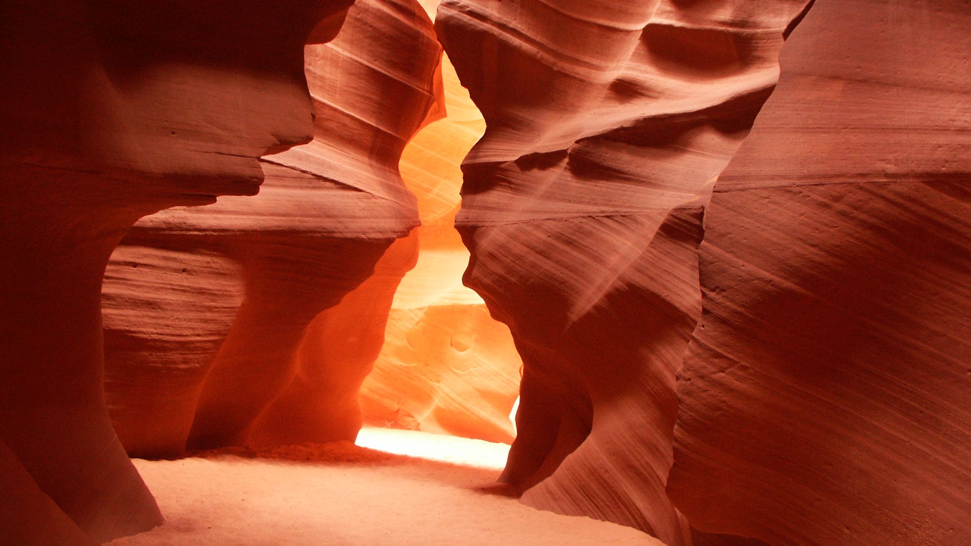 File:Lower Antelope Canyon 478.jpg