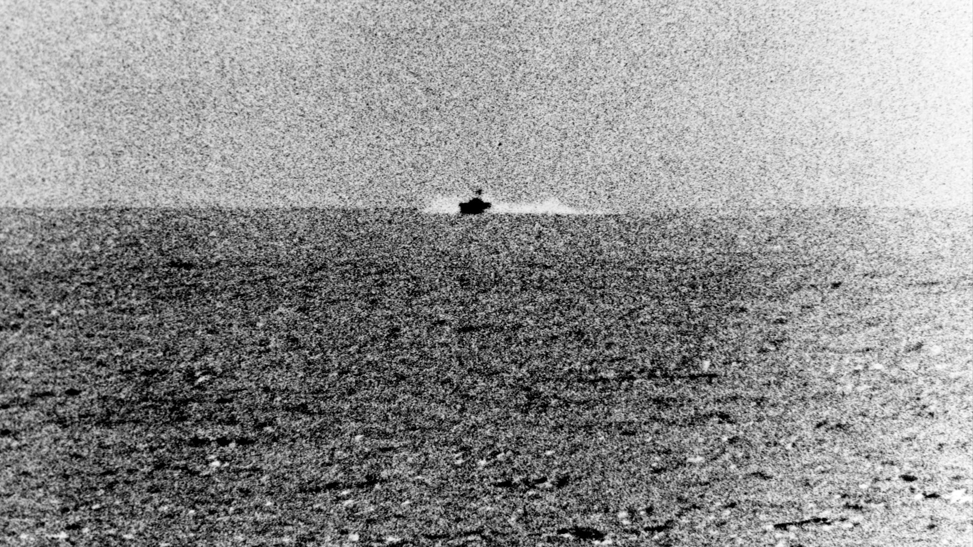 File:North Vietnamese motor torpedo boat in Tonkin Gulf on 2 August 1964.jpg