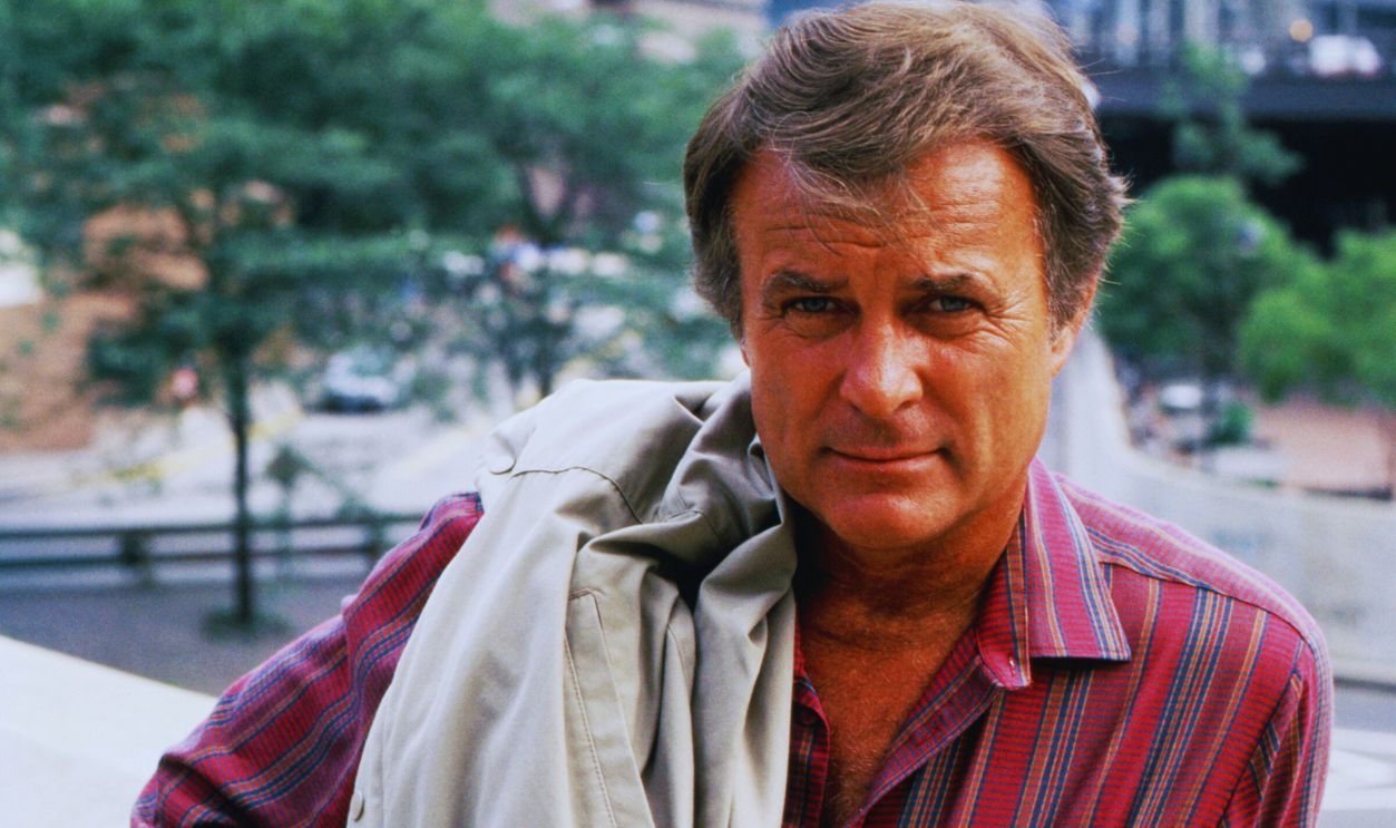 Gettyimages - 153510357, Robert Conrad American actor Robert Conrad, circa 1980.