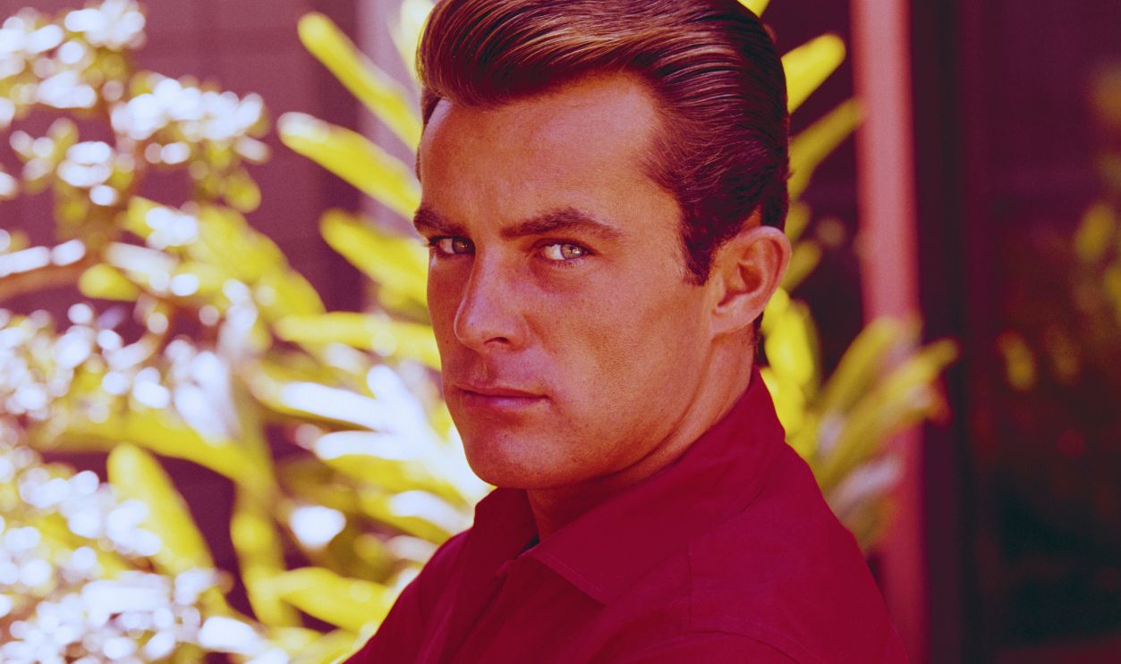 Gettyimages - 953416750, Portrait de Robert Conrad dans les années 60 Portrait de l'acteur américain Robert Conrad dans les années 60. Circa 1960.