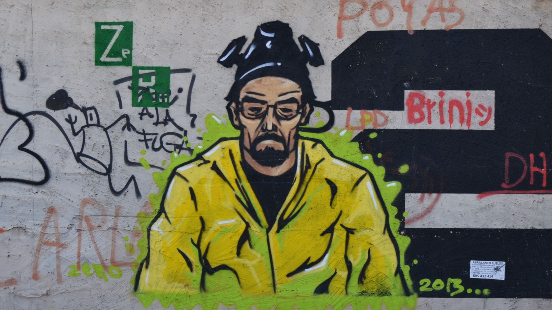 File:Walter White al carrer d'Antoni Suárez, València.JPG