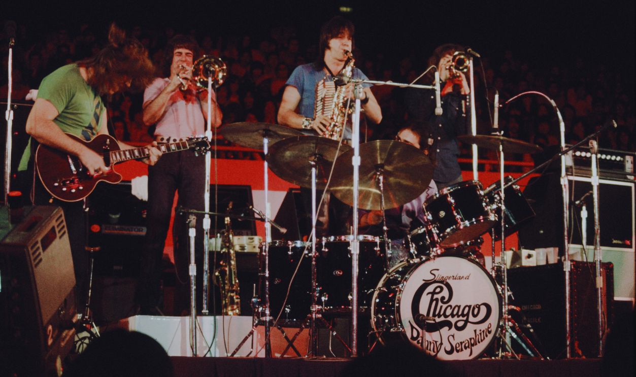 Gettyimages - 593348033, Chicago Live At Nippon Budokan (MANDATORY CREDIT Koh Hasebe/Shinko Music/Getty Images) Chicago live at Nippon Budokan, Tokyo, June 18, 1971.
