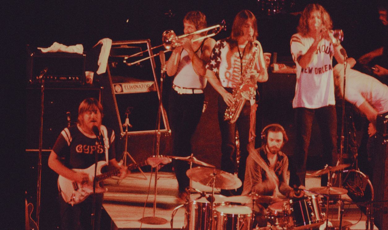 Gettyimages - 593374717, Chicago Live At Aichi Prefectural Gymnasium (MANDATORY CREDIT Koh Hasebe/Shinko Music/Getty Images) Chicago live at Aichi Prefectural Gymnasium, Aichi, June 12, 1972.