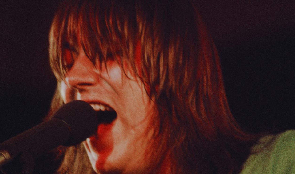 Gettyimages - 593376645, Chicago Terry Kath Live At Festival Hall (MANDATORY CREDIT Koh Hasebe/Shinko Music/Getty Images) Chicago Terry Kath live at Festival Hall, Osaka, June 10, 1972.