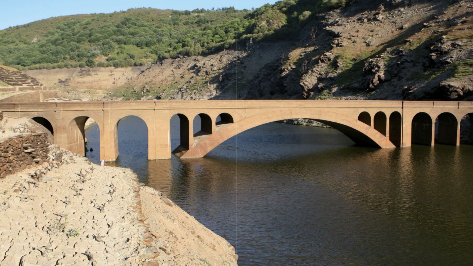 File:Puente Antiguo de Mourulle.png
