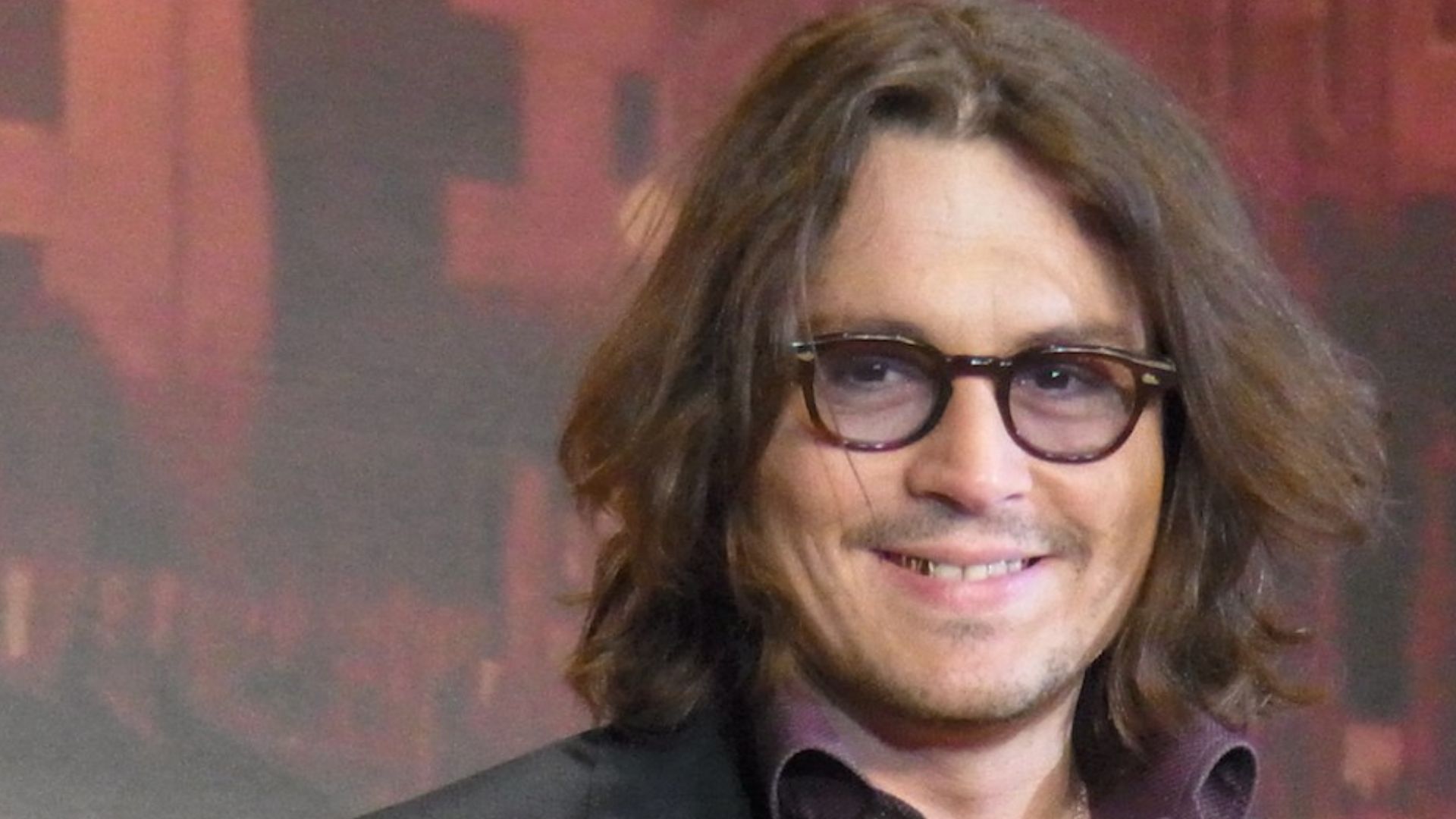 File:Johnny Depp 2011.jpg