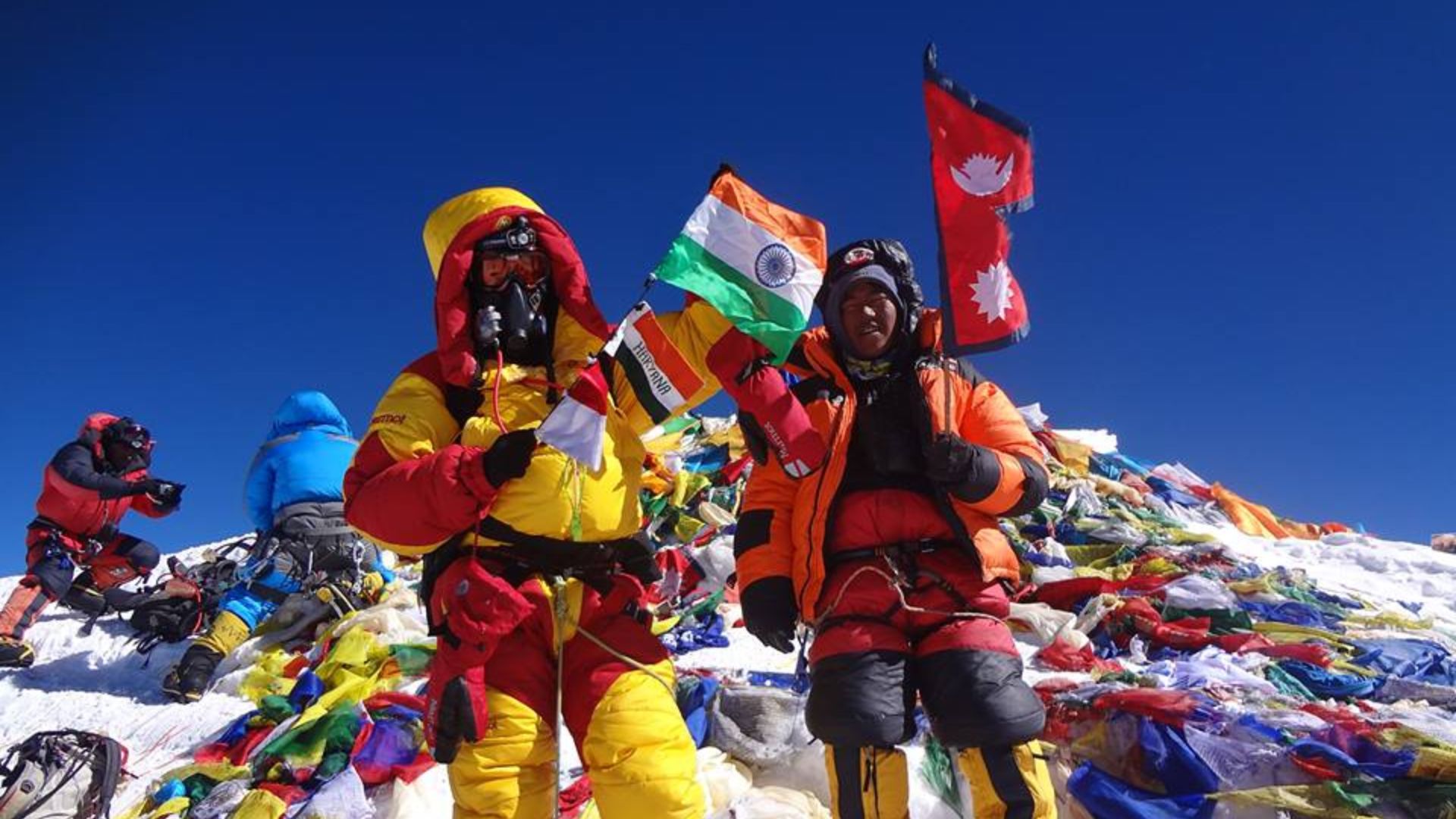 File:Summit picture.jpg