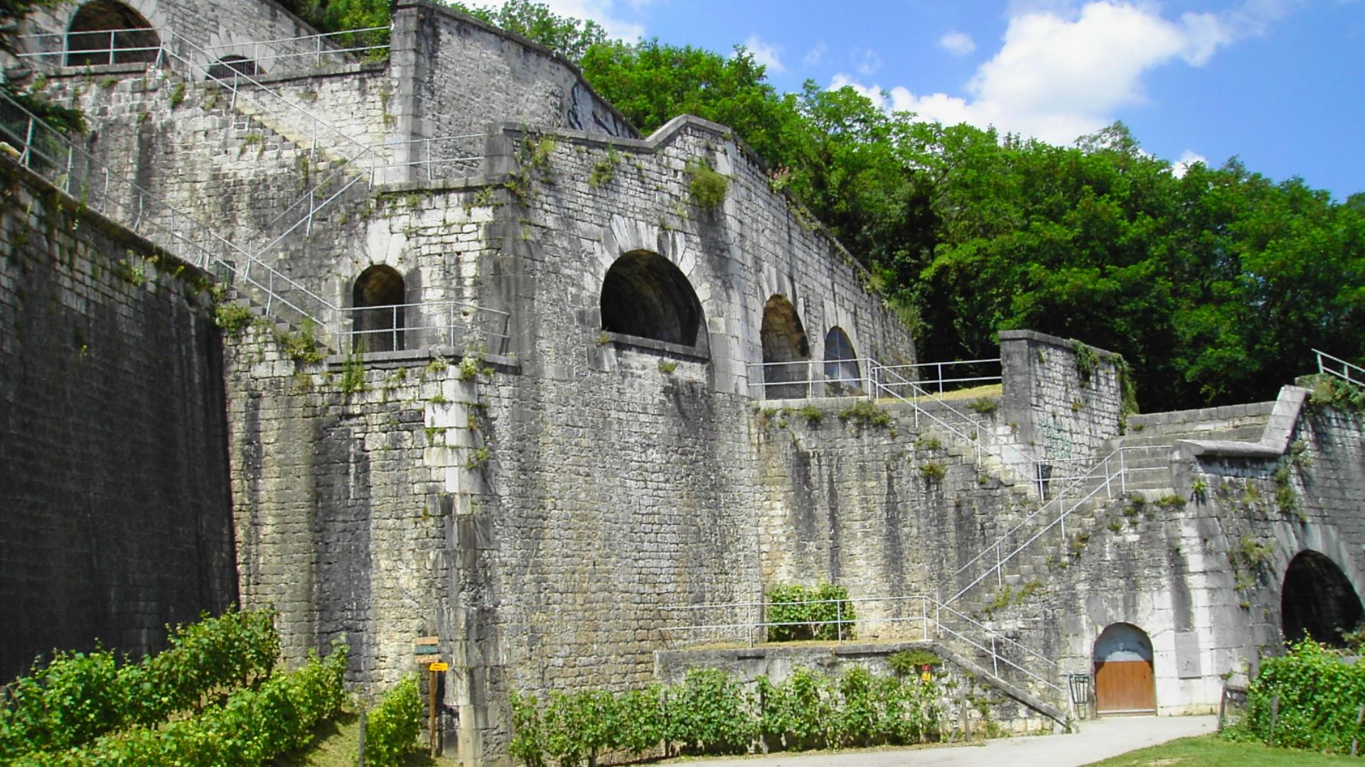 File:Fortifications Bastille - Grenoble.JPG