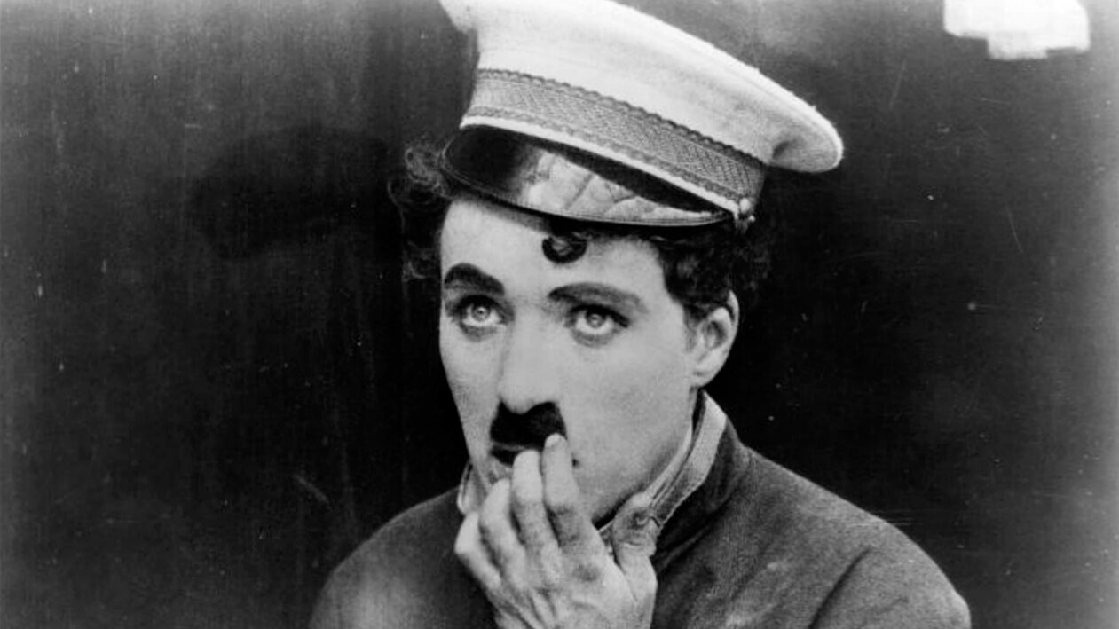 Charlie Chaplin In The Bank