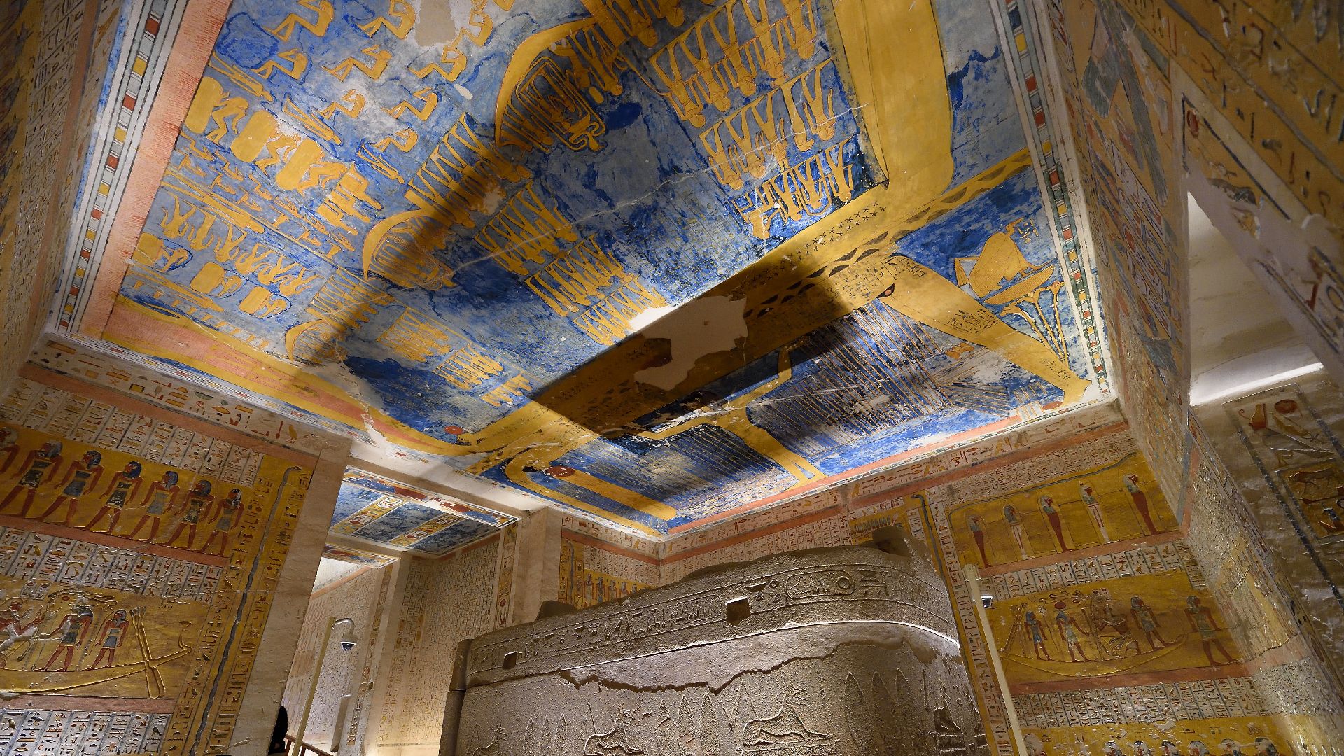 File:Tomb of Ramses IV in Valley of the Kings on West Bank of Luxor Egypt.jpg