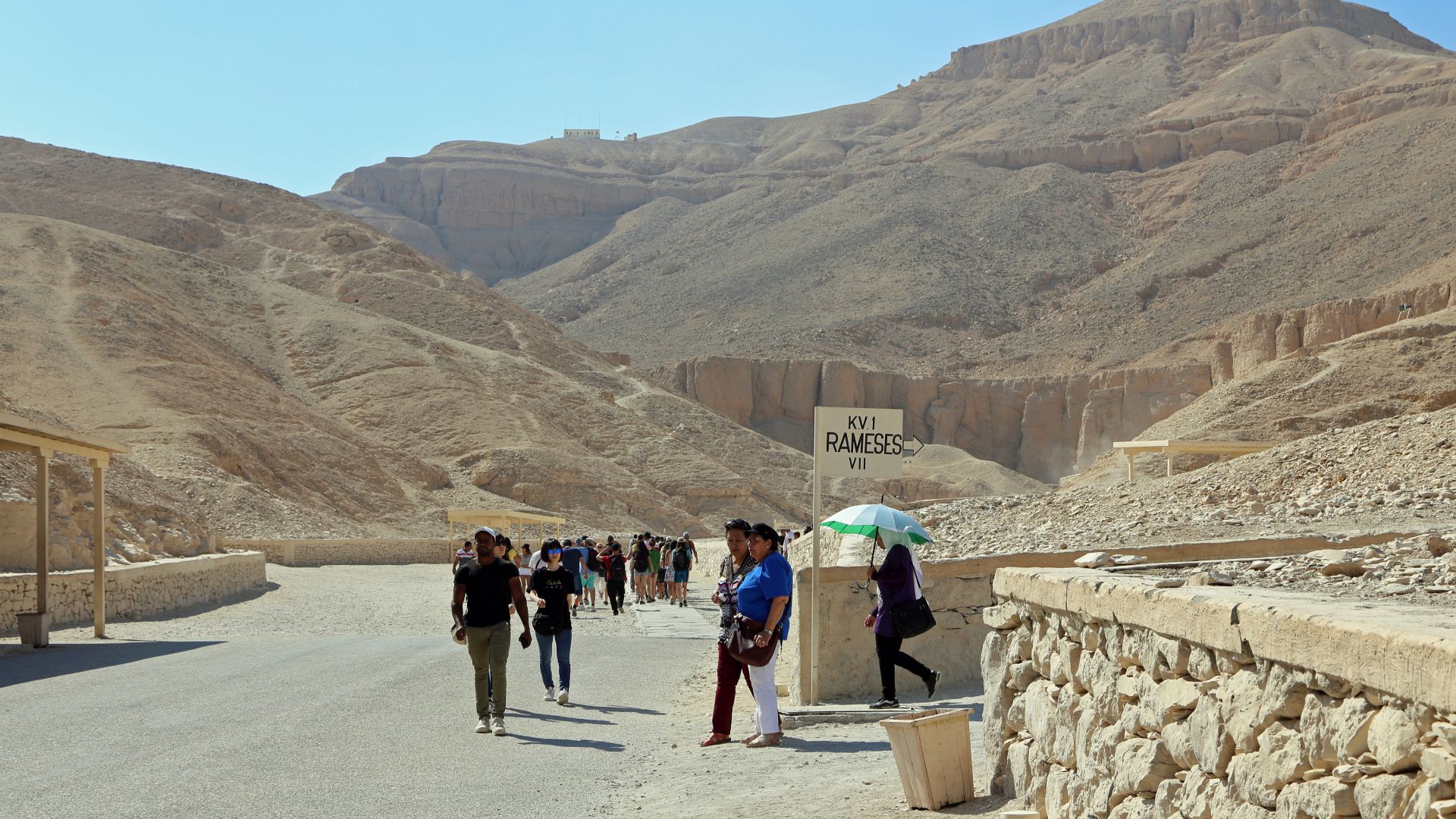 File:Luxor Valley of the Kings R05.jpg