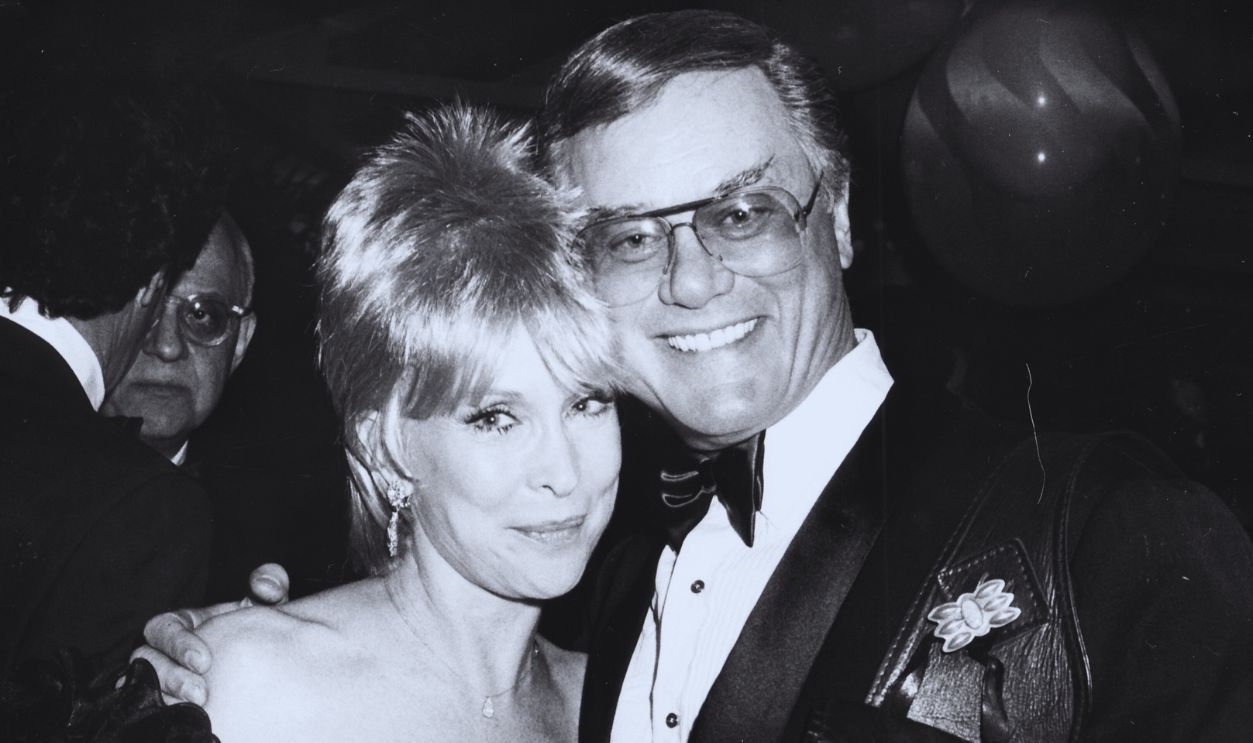 Gettyimages - 557699951, Barbara Eden And Larry Hagman Actors Barbara Eden and Larry Hagman, stars of the television show 'I Dream of Genie', attending a charity benefit at Spago's restaurant, Los Angeles, November 17th 1985. 