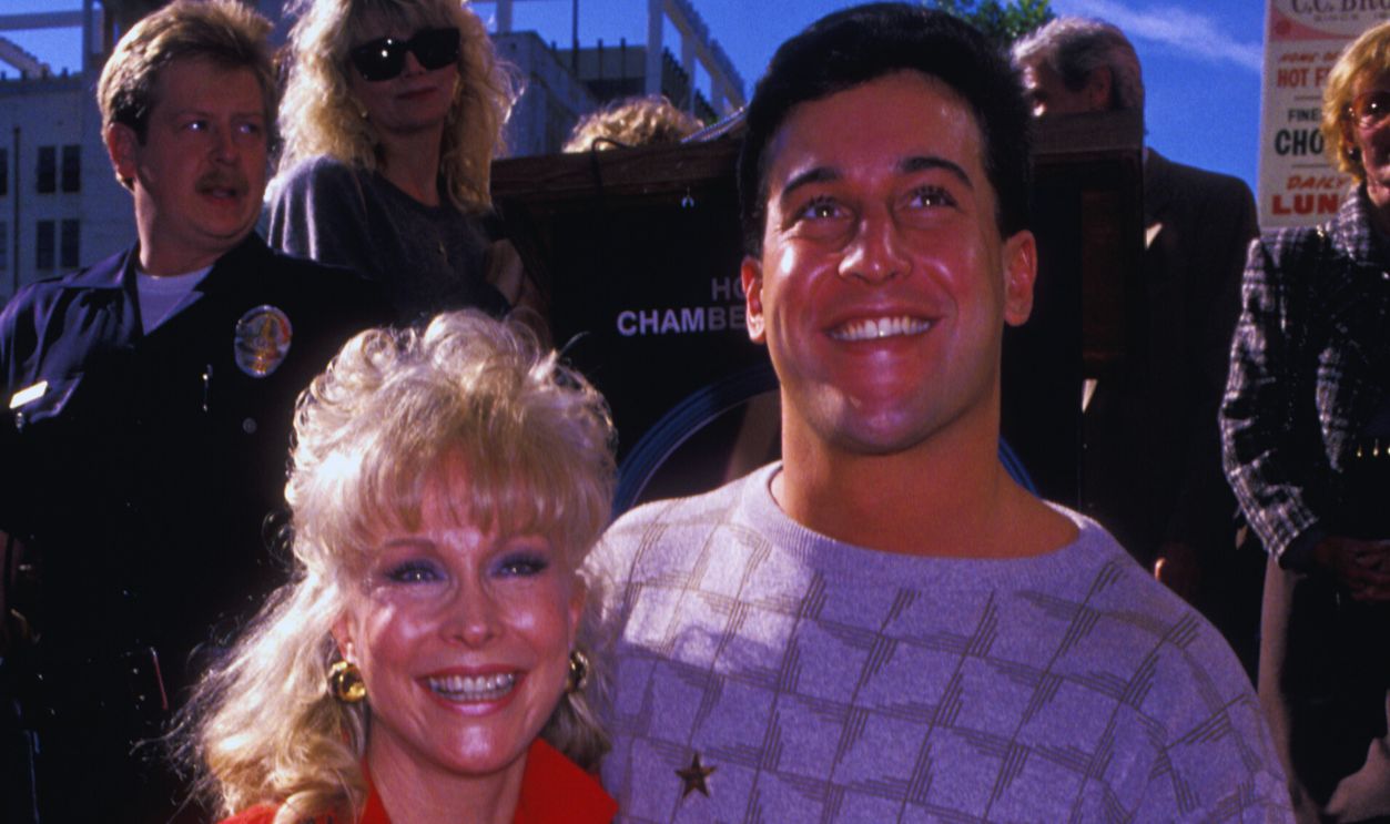 Gettyimages - 125709491, Barbara Eden Hollywood Walk of Fame Star Ceremony HOLLYWOOD, CA - NOVEMBER 17: Actress Barbara Eden and Matthew Ansara attend Barbara Eden Hollywood Walk of Fame Star Ceremony on November 17, 1988 in Hollywood, California. 
